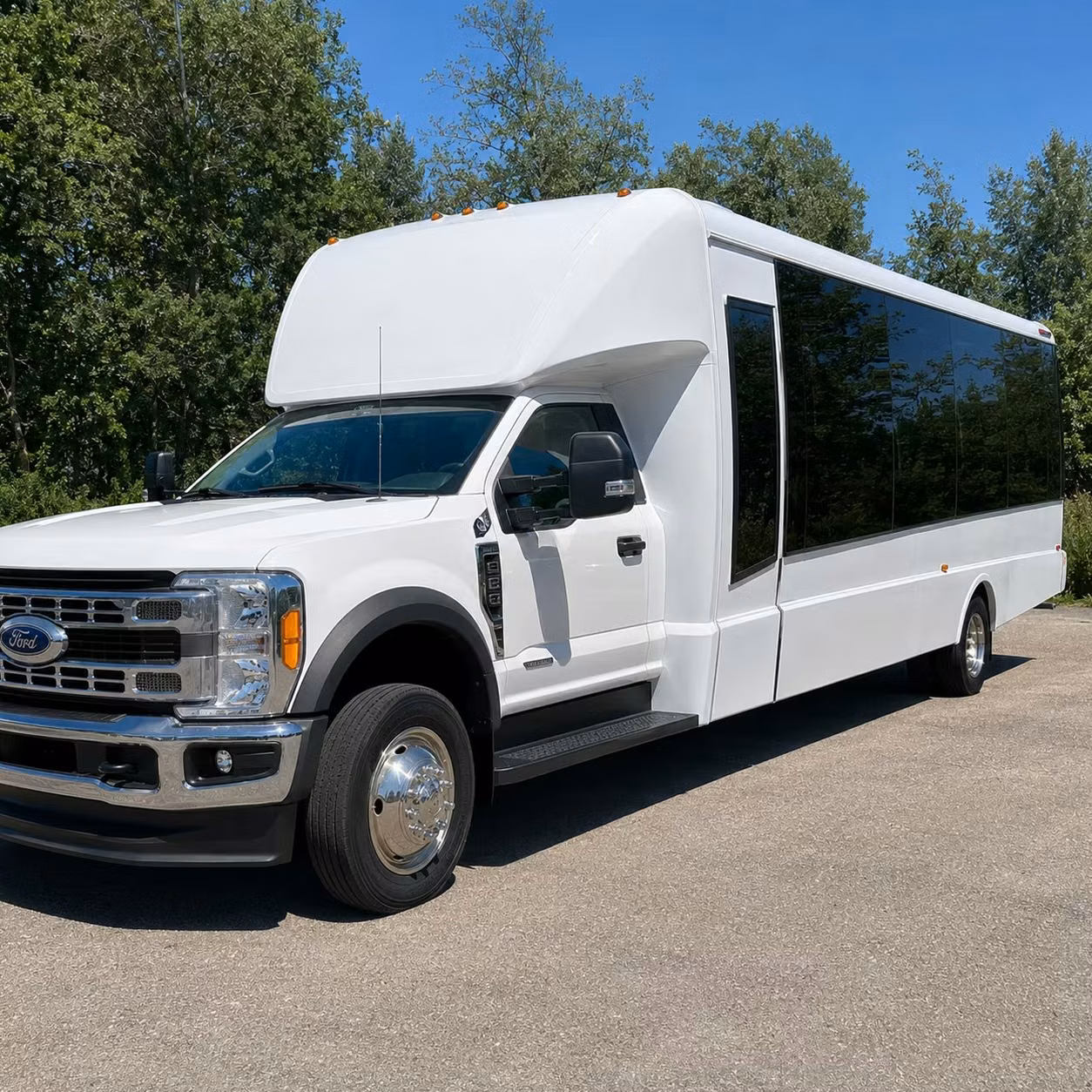 20 passenger minibus